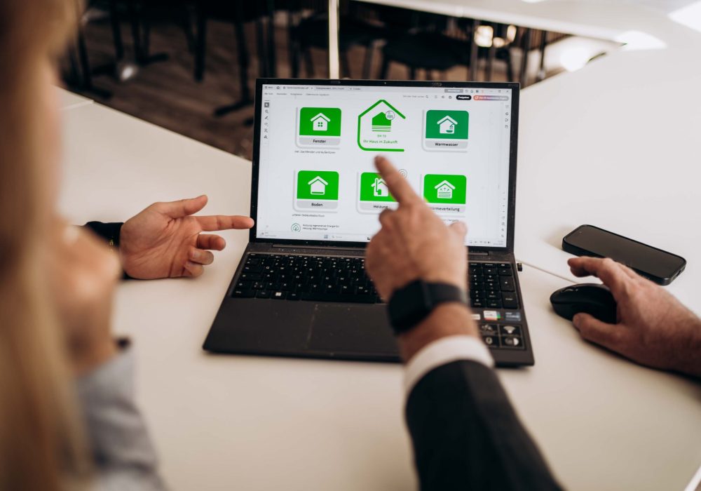 Energieberater Hamburg Hintergrund Gespräch